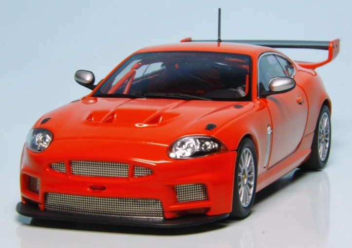 Minichamps Jaguar XKR GT3 Coupé (2008) 3 Minichamps Jaguar XKR GT3 Coupé (2008) – Bild 3