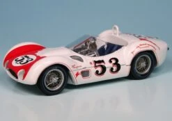Minichamps Maserati Tipo 61 Birdcage Rennwagen "Siegerfahrzeug LA Times/Mirror GP For Sports Cars Riversid
