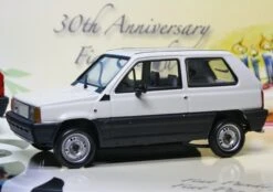 Minichamps Set "30 Jahre Fiat Panda" -Modellwagen Verkauf 402121430 Minichamps Set 30 Jahre Fiat Panda z4