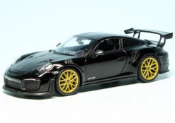Minichamps Porsche 911 GT2 RS (991/2) (2018)