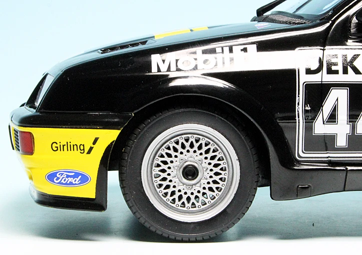 Solido Ford Sierra RS 500 "24h Nürburgring 1989" 4 Solido Ford Sierra RS 500 "24h Nürburgring 1989" – Bild 4