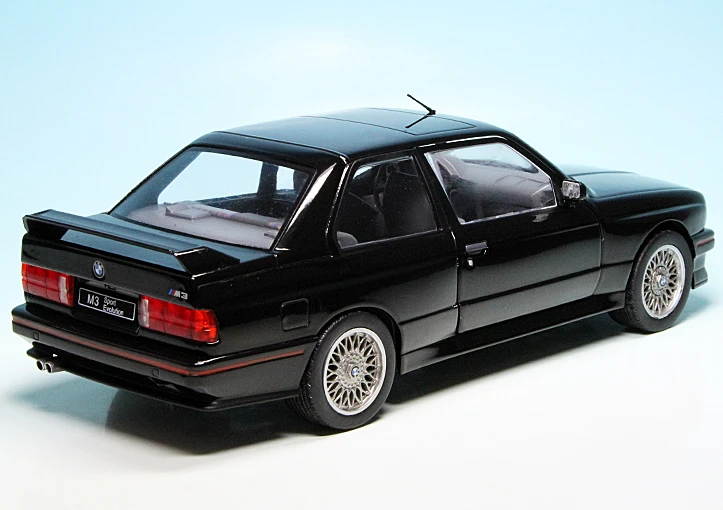 Solido BMW M3 Sport Evo (E30) (1990) 2 Solido BMW M3 Sport Evo (E30) (1990) – Bild 2