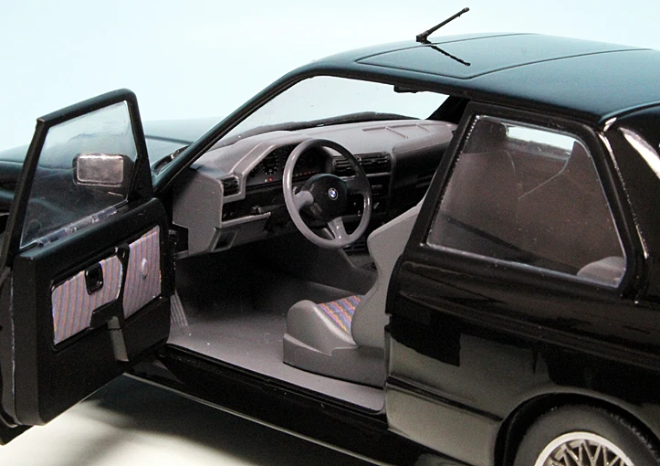 Solido BMW M3 Sport Evo (E30) (1990) 5 Solido BMW M3 Sport Evo (E30) (1990) – Bild 5