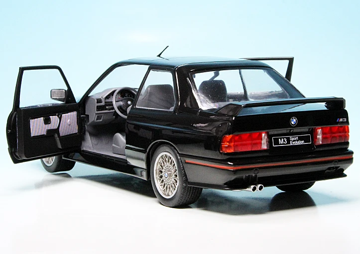 Solido BMW M3 Sport Evo (E30) (1990) 6 Solido BMW M3 Sport Evo (E30) (1990) – Bild 6