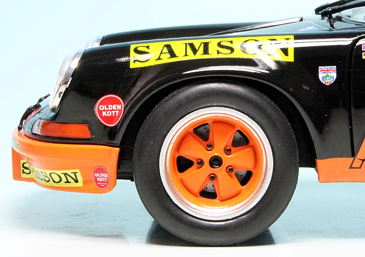 Solido Porsche 911 RSR Rennwagen Team Kremer "1000km Spa 1973" 4 Solido Porsche 911 RSR Rennwagen Team Kremer "1000km Spa 1973" – Bild 4