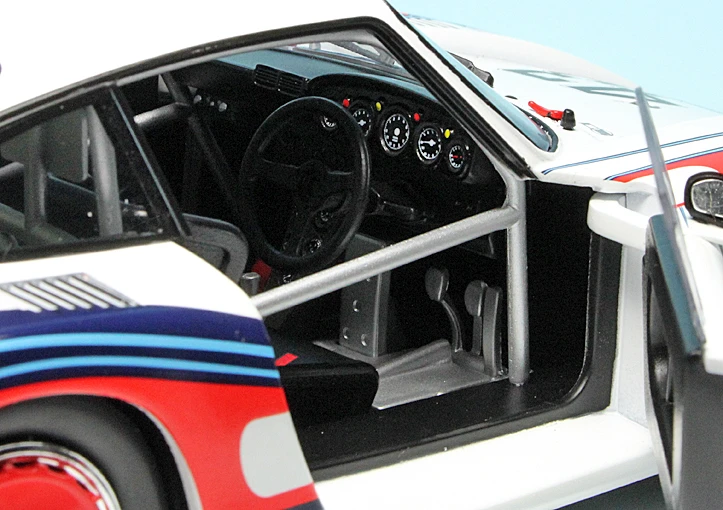 Solido Porsche 935 Team Porsche Martini Racing "24h Le Mans 1978" 5 Solido Porsche 935 Team Porsche Martini Racing "24h Le Mans 1978" – Bild 5