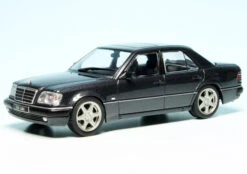 Solido Mercedes Benz E60 AMG Limousine (W124) (1994)