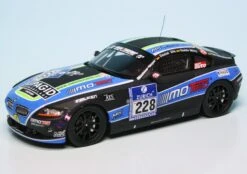 Minichamps BMW Z4 Coupé Rennwagen Team MK-Motorsport "24h Nürburgring 2010"
