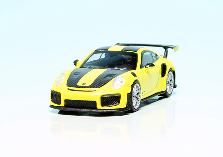 Minichamps Porsche 911 GT2 RS (991/2) (2018) 3 Minichamps Porsche 911 GT2 RS (991/2) (2018) – Bild 3