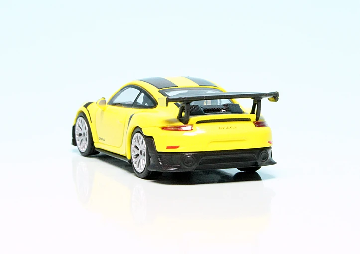 Minichamps Porsche 911 GT2 RS (991/2) (2018) 5 Minichamps Porsche 911 GT2 RS (991/2) (2018) – Bild 5