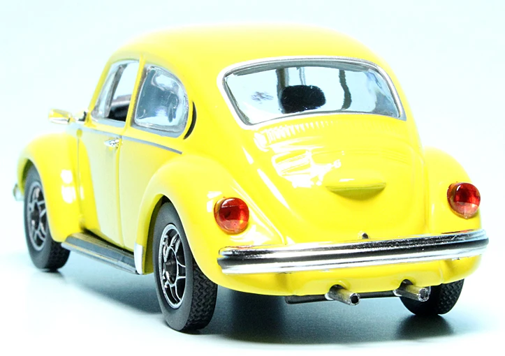 Minichamps VW Käfer 1303 (1974) 6 Minichamps VW Käfer 1303 (1974) – Bild 6