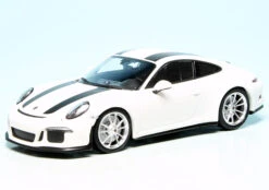 Minichamps Porsche 911 R (991) (2016)