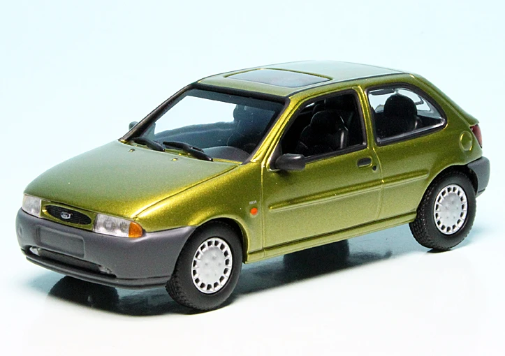 Minichamps Ford Fiesta (1995) 1 Minichamps Ford Fiesta (1995)