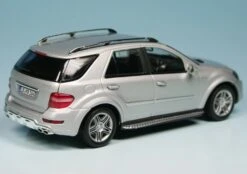 Modellwagen Verkauf -Modellwagen Verkauf MINMER019 Minichamps Mercedes Benz ML63 AMG W164 2008 Mercedes Werbemodell z2