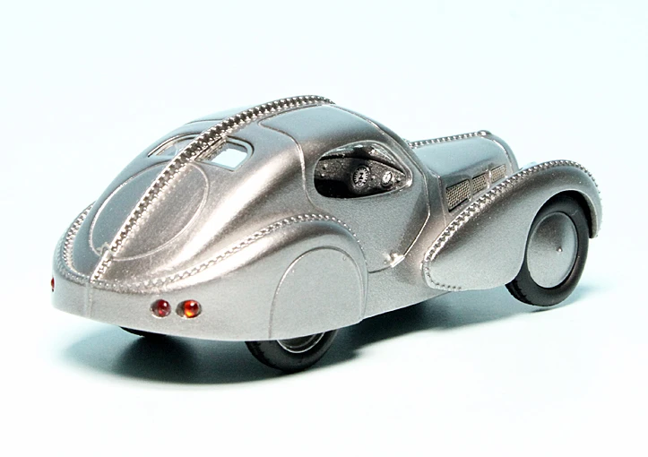 AutoCult Bugatti Type 68 Coupé (1945) (Frankreich) 2 AutoCult Bugatti Type 68 Coupé (1945) (Frankreich) – Bild 2