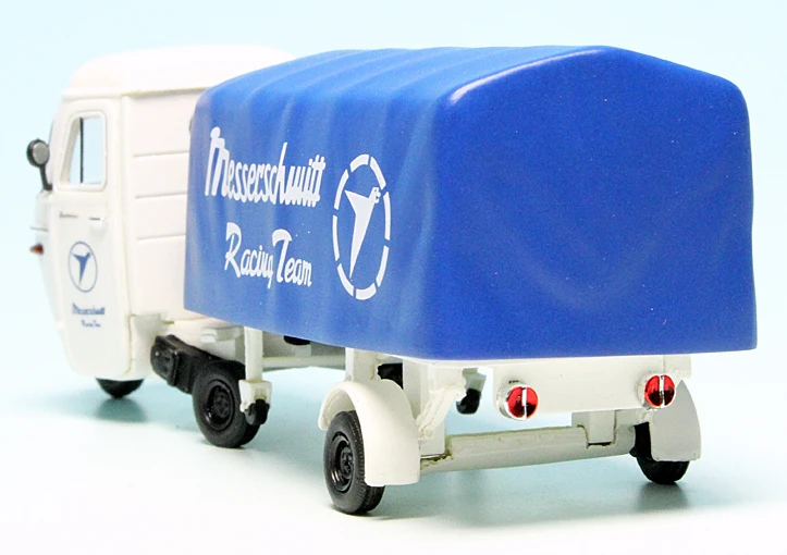AutoCult Piaggio Ape Pentaro Renntransporter (1961) (USA) "Messerschmitt Racing Team" 6 AutoCult Piaggio Ape Pentaro Renntransporter (1961) (USA) "Messerschmitt Racing Team" – Bild 6