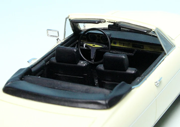 AutoCult Audi 100 LS Karmann Cabriolet (1969) (Deutschland) 5 AutoCult Audi 100 LS Karmann Cabriolet (1969) (Deutschland) – Bild 5