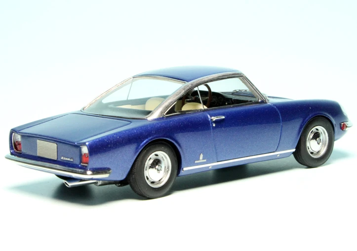 AutoCult Fiat 2300 S Coupé Speciale Pininfarina (1965) (Italien) 2 AutoCult Fiat 2300 S Coupé Speciale Pininfarina (1965) (Italien) – Bild 2