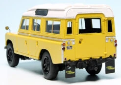 AutoCult Land Rover 109 Series III (1975) (Großbritannien) 12 AutoCult Land Rover 109 Series III (1975) (Großbritannien) -Modellwagen Verkauf ac60108 autocult land rover 109 series iii 1975 grossbritannien 5