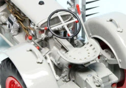 AutoCult Hürlimann D-200 Traktor (1952) (Schweiz) -Modellwagen Verkauf ac90101 autocult huerlimann d200 traktor 1952 schweiz 4