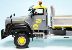 AutoCult Saurer D330 B 4x4 Hauben-Kipper (Schweiz) "Dozza Transport AG" -Modellwagen Verkauf ac90102 autocult saurer d330 b 4x4 haubenkipper schweiz dozza transport ag 3