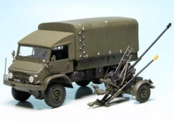 AutoCult Mercedes Benz Unimog U 404 S Pritsche/Plane Mit L-Flab54 "Schweizer Armee"